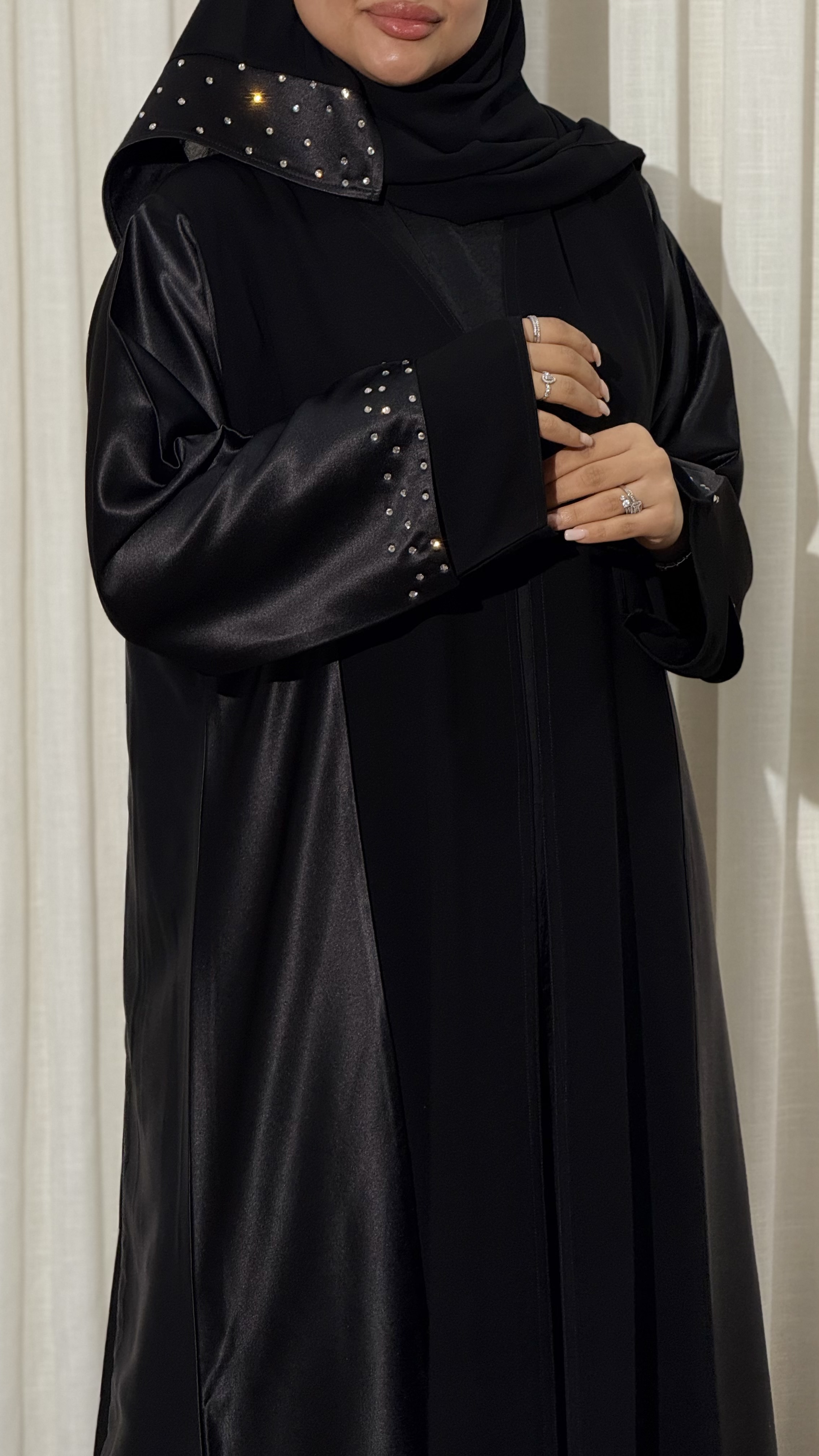عباية المها